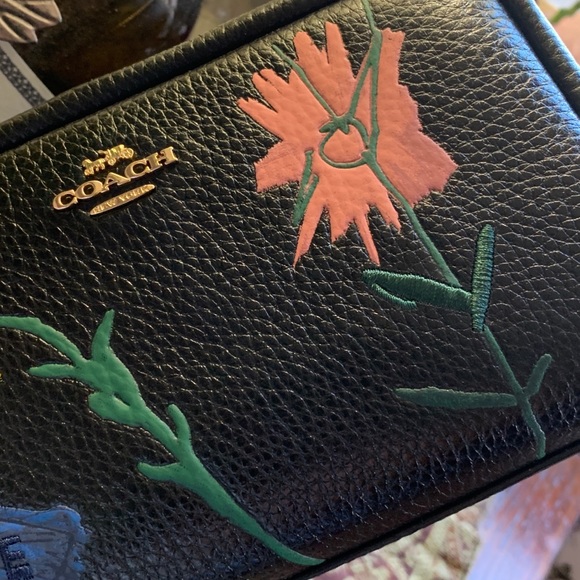 Authentic COACH Pebbled leather Floral appliqués L.Edition zip Cosmetic /wallet - Picture 13 of 15